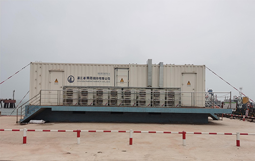 湛江某电力公司岸电项?></div>
                                            <div   id="navmtl40yu"    class="name">湛江某电力公司岸电项?/div>
                                            <div   id="navmtl40yu"    class="ico"></div>
                                        </a>
                                    </li>
                                
                            </ul>
                        </div>
                    </div>

                    <div   id="navmtl40yu"    class="sidePage">
                        <div   id="navmtl40yu"    class="info_pn">

                            <span>上一：
                                <a href="/applicationcases/info.aspx?categoryid=1&itemid=592">q州港南沙汽车码头岸电项?/a>
                            </span>
                            <span>下一：
                                <a href="/applicationcases/info.aspx?categoryid=1&itemid=590">辽宁营口?000kVA/3000kVA高压岸电pȝ目</a>
                            </span>
                        </div>
                        <!--
                        <div   id="navmtl40yu"    class="share">
                            <ul class="ul">
                                <li><a href="javascript:weixin();"><img src="/cn//images/nimg36_1.png" alt=""><img src="/cn//images/nimg36_1on.png" class="img1" alt=""></a></li>
                                <li><a href="javascript:tsina();"><img src="/cn//images/nimg36_2.png" alt=""><img src="/cn//images/nimg36_2on.png" class="img1" alt=""></a></li>
                                <li><a href="javascript:sqq();"><img src="/cn//images/nimg36_3.png" alt=""><img src="/cn//images/nimg36_3on.png" class="img1" alt=""></a></li>
                            </ul>
                            <div   id="navmtl40yu"    class="clear_f"></div>
                        </div>
-->
                        <div   id="navmtl40yu"    class="btnDiv"><a href="/ApplicationCases/list.aspx?lcid=">q回列表<img src="/cn//images/nimg14_1.png" alt="q回列表"></a></div>
                    </div>

                </div>
            </div>
        </div>
    
    <!--RichInfo007l束-->

 



     
 
<div   id="navmtl40yu"    class="Bottom003009" aos="fade-up">
    <div   id="navmtl40yu"    class="auto">
        <div   id="navmtl40yu"    class="b-mid clearfix">
            <div   id="navmtl40yu"    class="fl contact">
                <div   id="navmtl40yu"    class="gupiao">
                        <aside class="name"><span id="gpname"></span> [<span id="gpdm"></span>]</aside>
                        <div   id="navmtl40yu"    class="zhi">
                            <aside><span id="stockValue">
                                <i class="up" id="price"></i>
                                </span>
                            <span id="ud" class="ud">RMB</span></aside>
                            <p id="stockMsg"></p>
                        </div>
                </div>
                
                    <div   id="navmtl40yu"    class="ewm">
                        <img src="/uploadfiles/2023/01/20230109203907280.jpg?T3RoZXIwMDI1MzlfaW1nLmpwZw==">
                        <p>x我们</p>
                    </div>
                
                <script>
                    $(".Bottom003009 .share li").hover(function () {
                        $(this).find("figure").stop(true, true).fadeToggle();
                    })

                </script>

            </div>
            <nav class="fr clearfix">
                <dl>
                    
                        <dt class="tit"><a href=